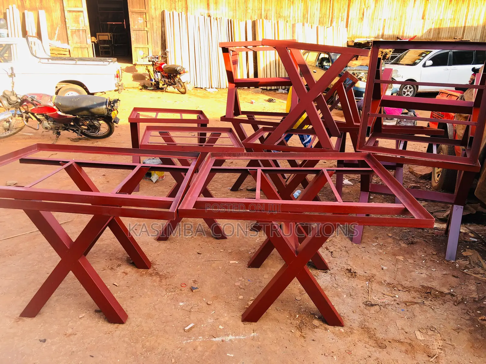 Bar and Restaurant Tables