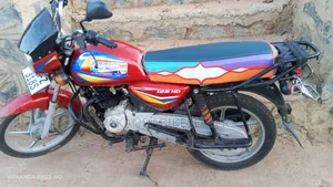 Bajaj Boxer 100 2023 Red