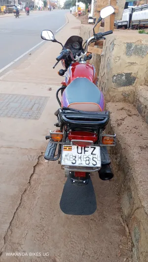 Bajaj Boxer 100 2023 Red