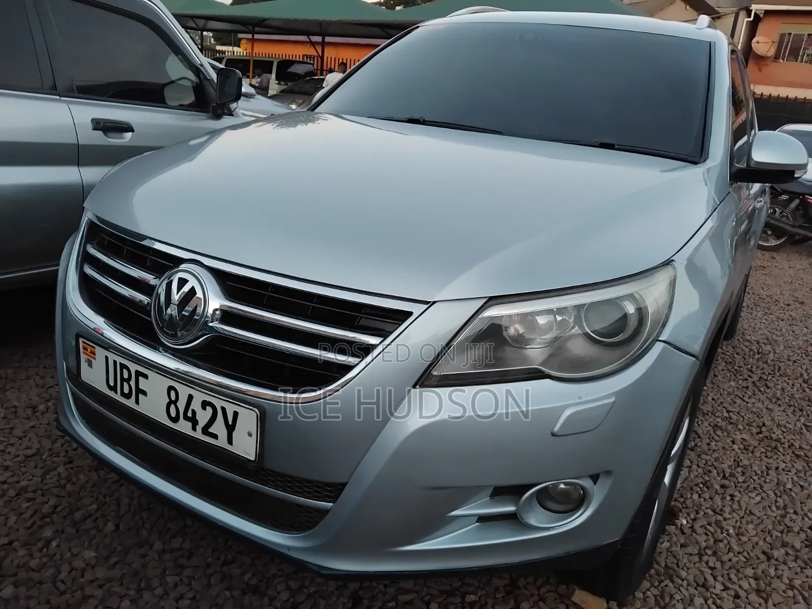 Volkswagen Tiguan 2011 Silver