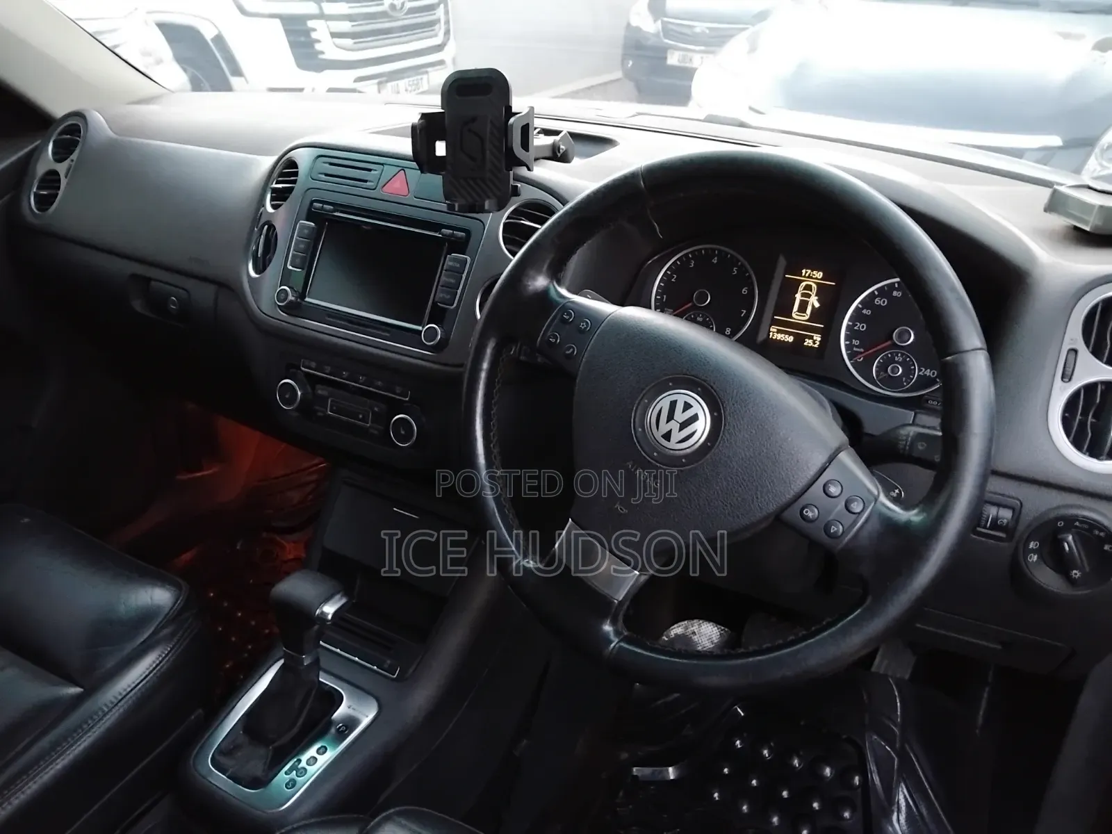 Volkswagen Tiguan 2011 Silver