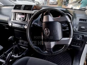 Toyota Land Cruiser Prado 2015 White