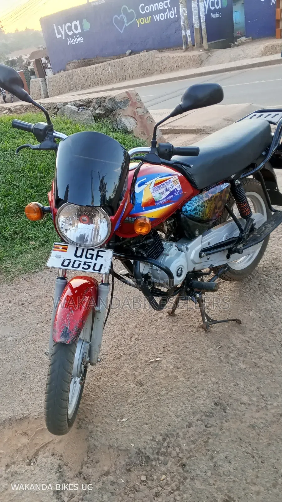 Bajaj Boxer 100 2024 Red