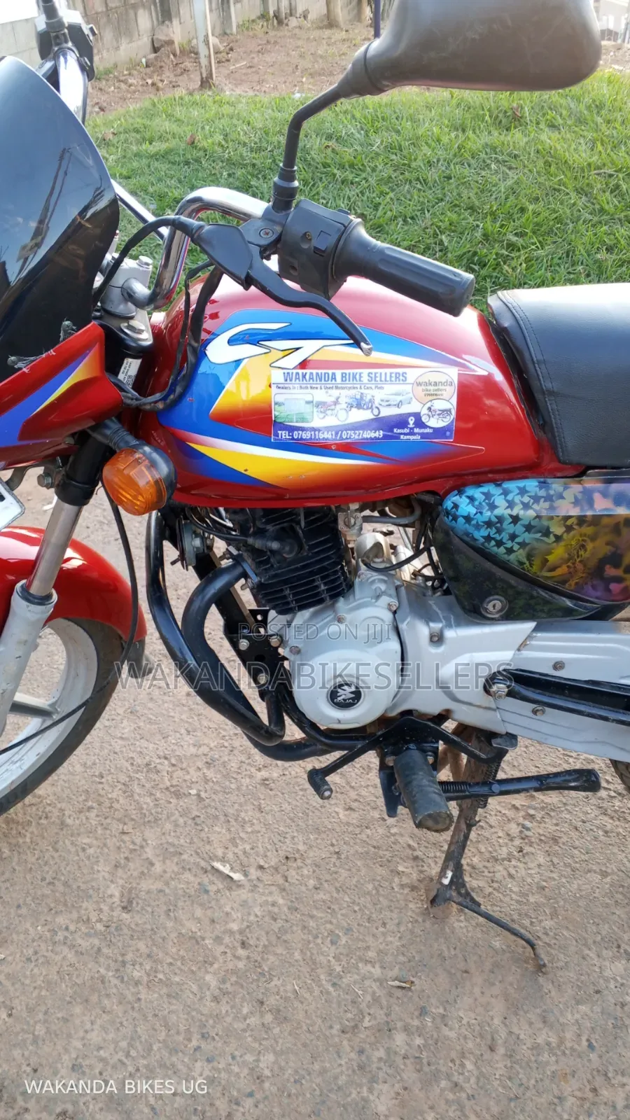 Bajaj Boxer 100 2024 Red