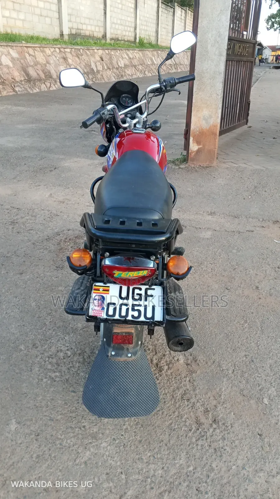 Bajaj Boxer 100 2024 Red