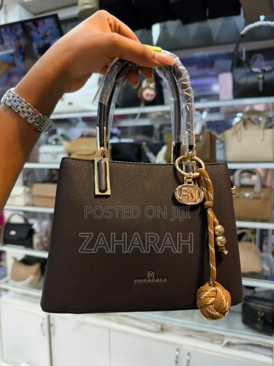 Pomonana Bags