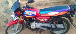 Bajaj Boxer 125 2023 Red