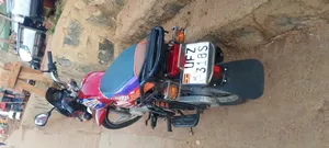 Bajaj Boxer 125 2023 Red