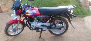 Bajaj Boxer 125 2024 Red