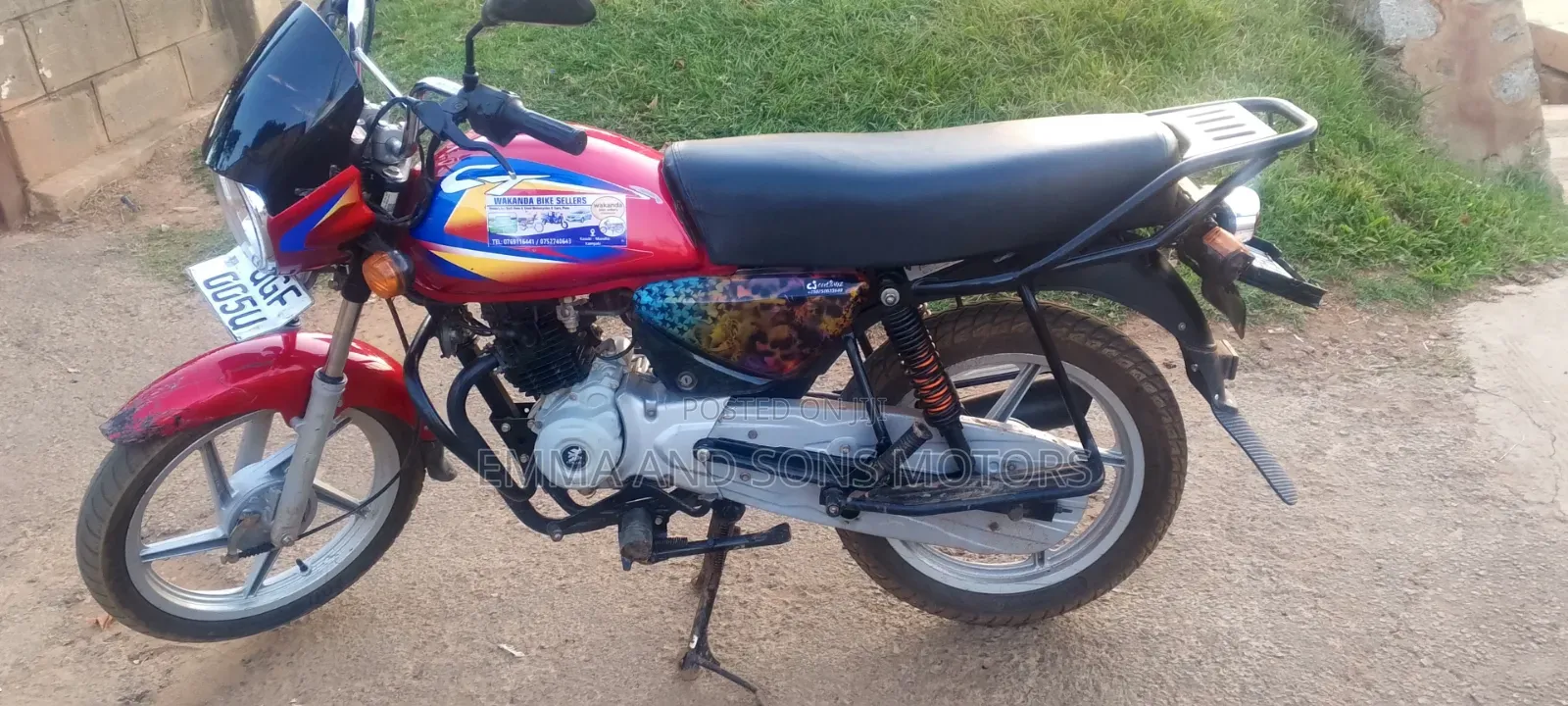 Bajaj Boxer 125 2024 Red