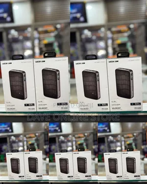 Green Lion Valmont 20000mAh PD 100W Power Bank in Black.
