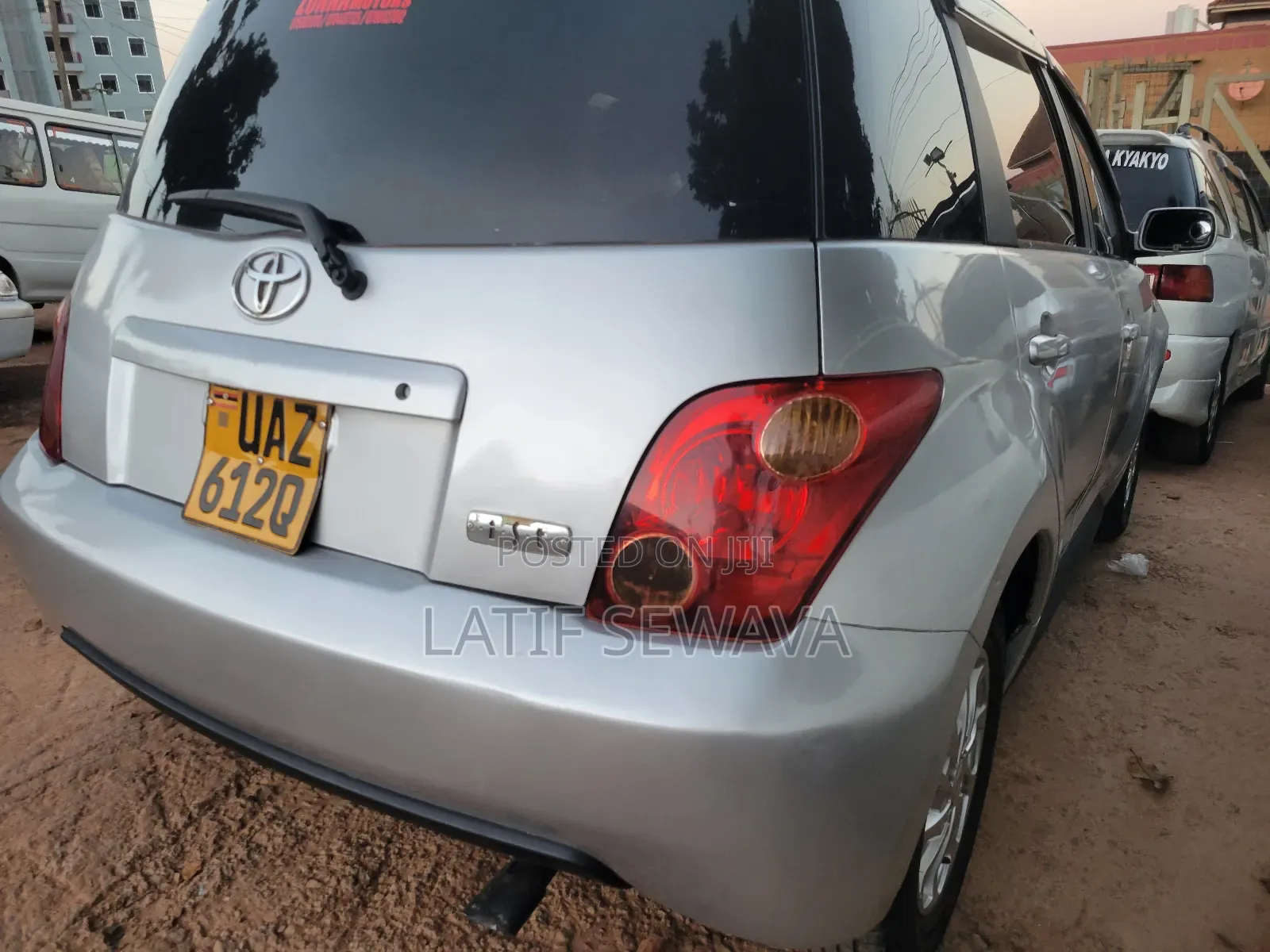 Toyota IST 2005 Silver