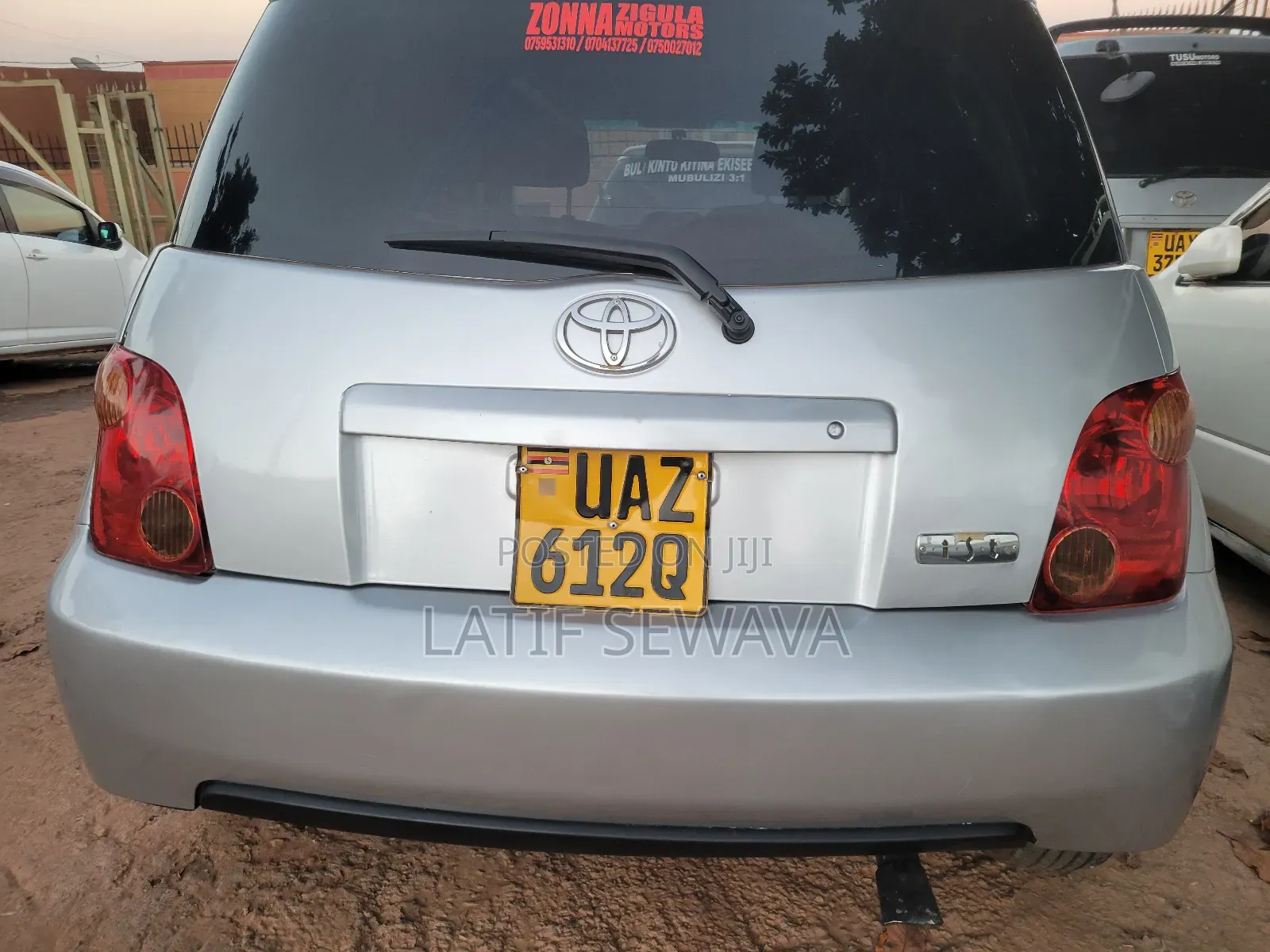 Toyota IST 2005 Silver