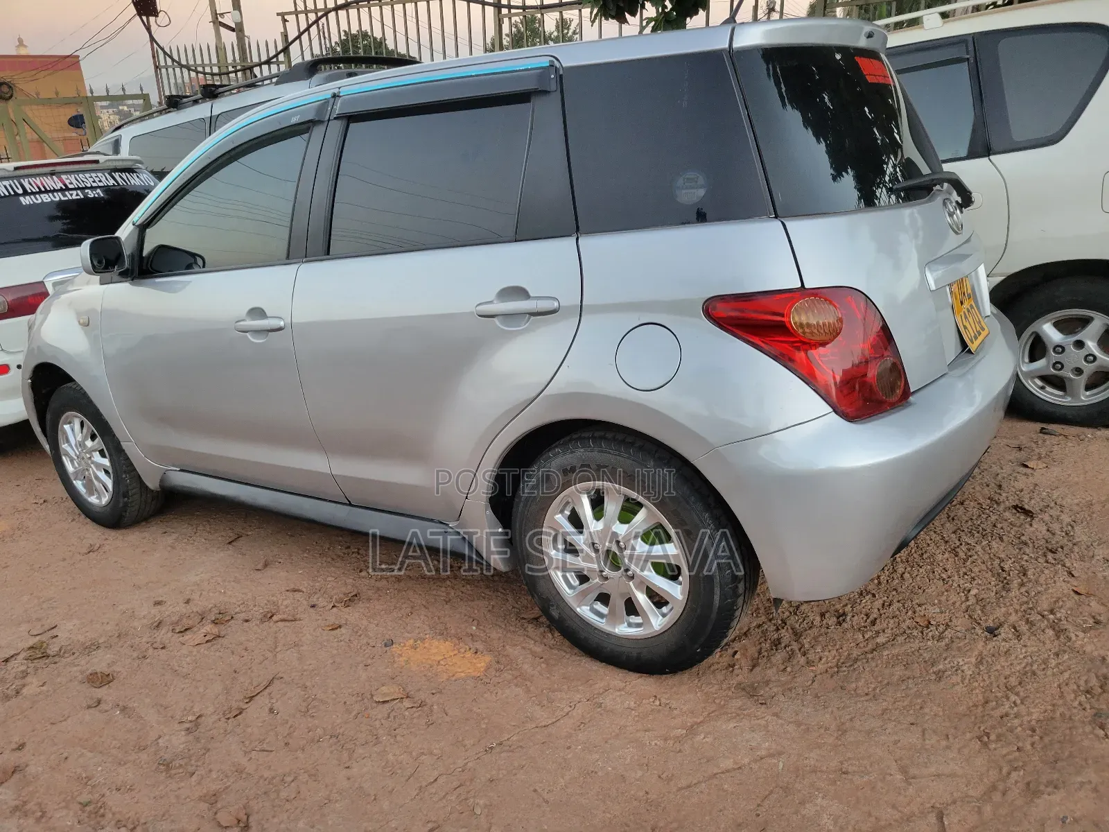Toyota IST 2005 Silver