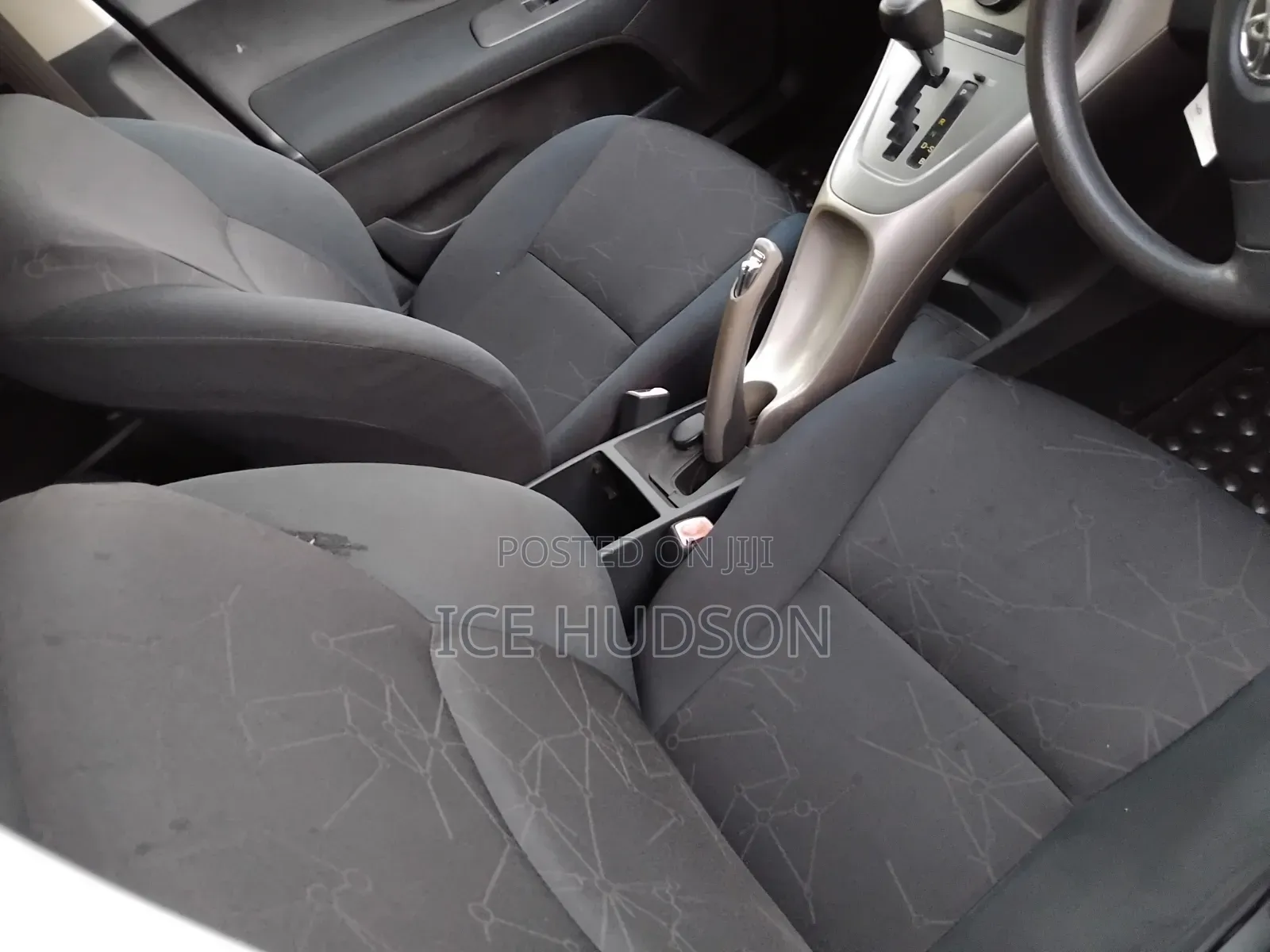 Toyota Auris 2015 Silver