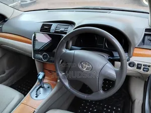Toyota Premio 2011 Silver