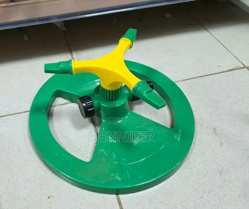 3-Arm Garden Sprinkler