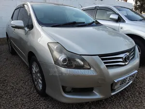 Toyota Blade 2011 Silver