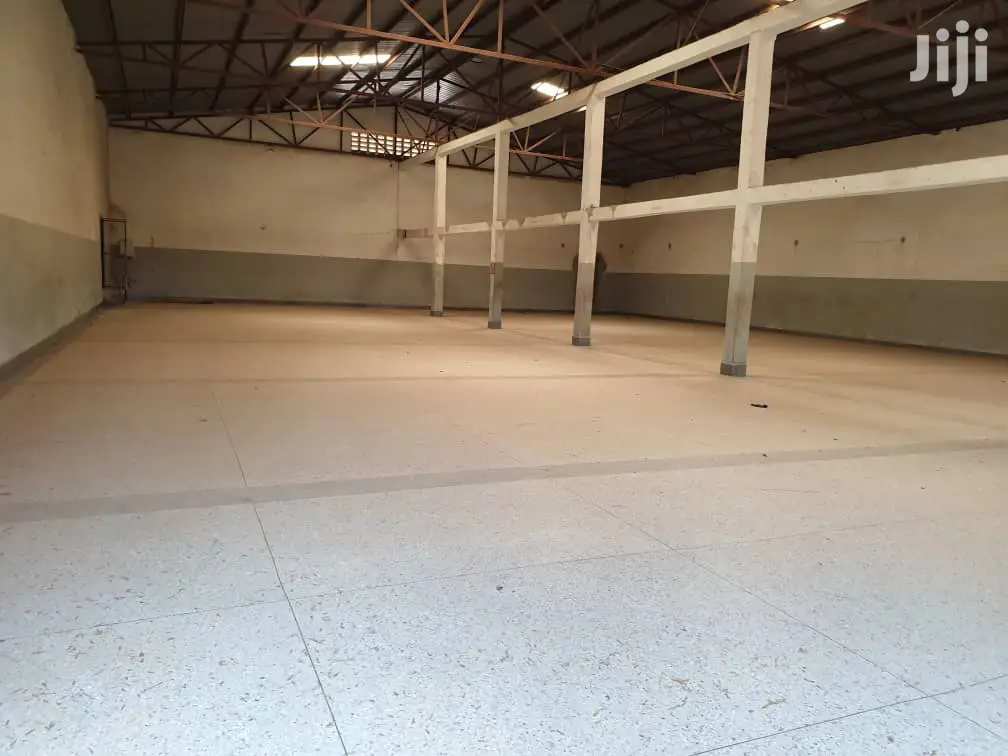 Warehouse In Kitetika For Rent