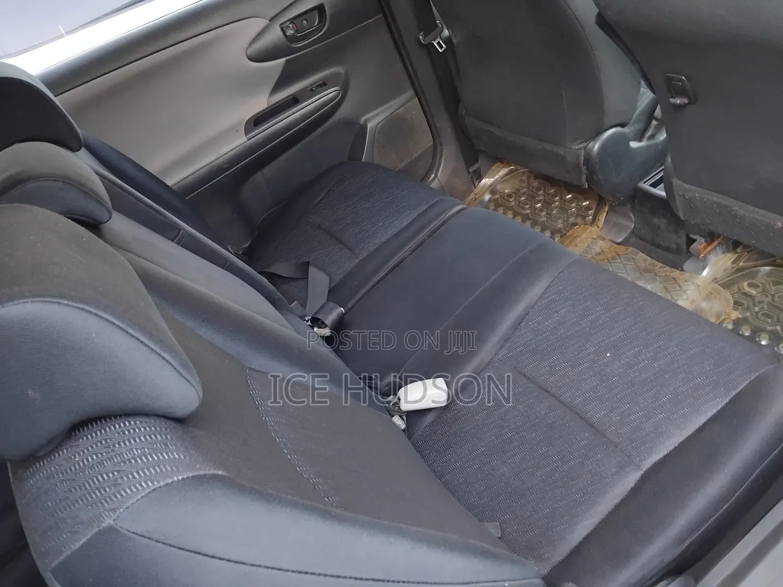 Toyota Wish 2013 Silver