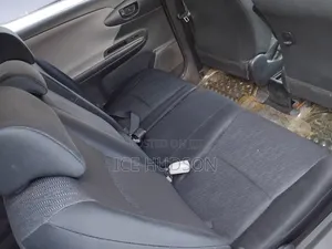 Toyota Wish 2013 Silver