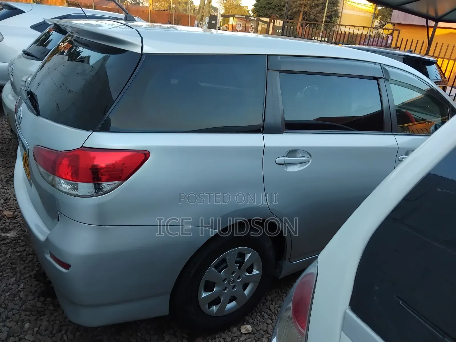 Toyota Wish 2013 Silver