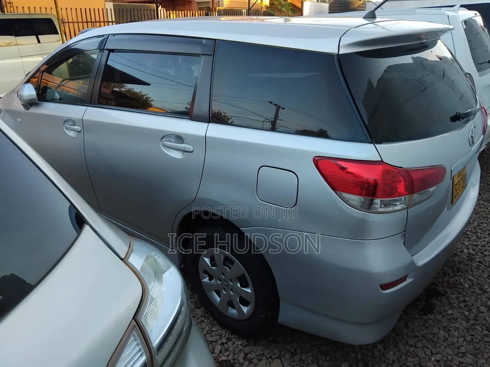 Toyota Wish 2013 Silver