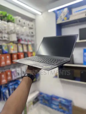 Laptop Lenovo ThinkPad X1 Carbon 8GB Intel Core i5 SSHD (Hybrid) 256GB
