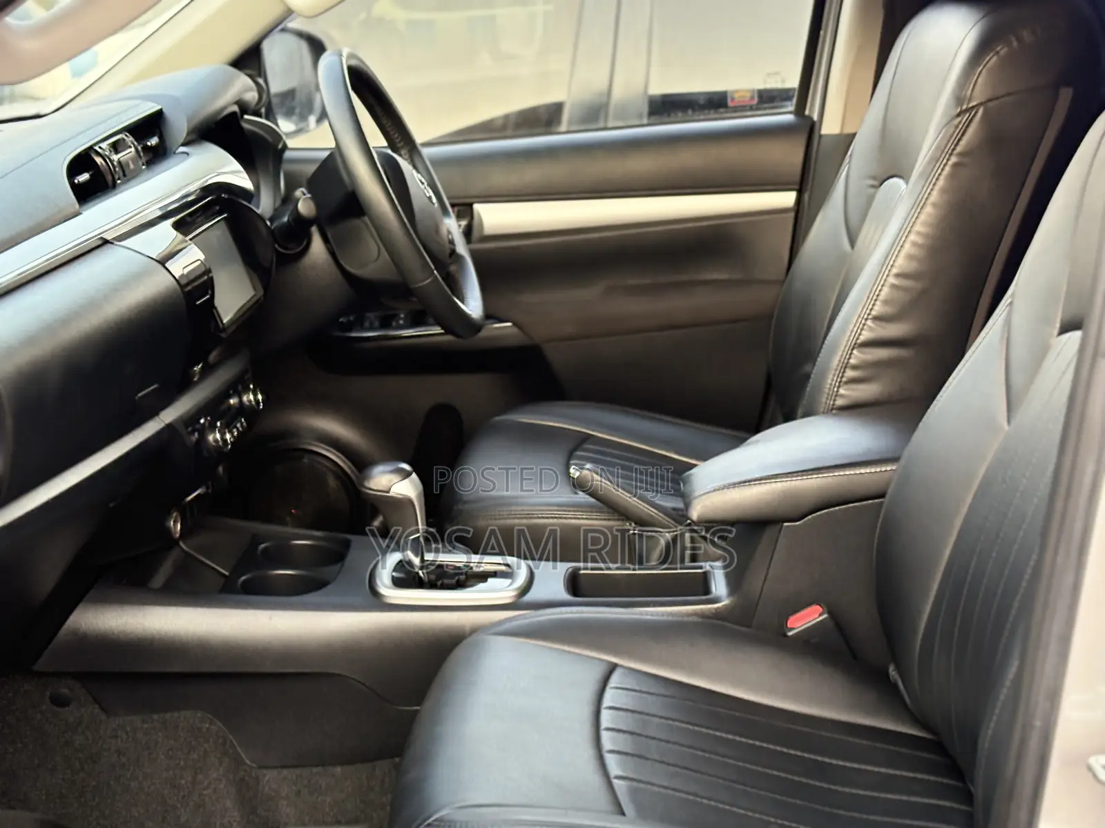 Toyota Hilux Revo Double Cab Deisel 2.8 AWD 2020 Silver