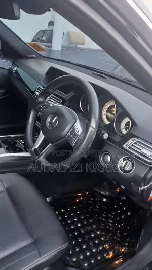 Mercedes-Benz E250 SV Premium 2014 Black