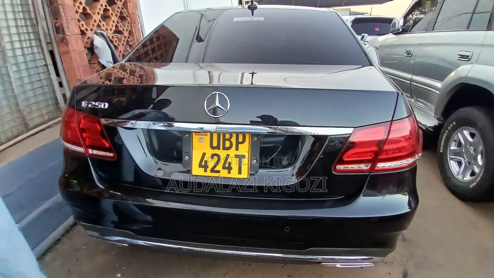 Mercedes-Benz E250 SV Premium 2014 Black