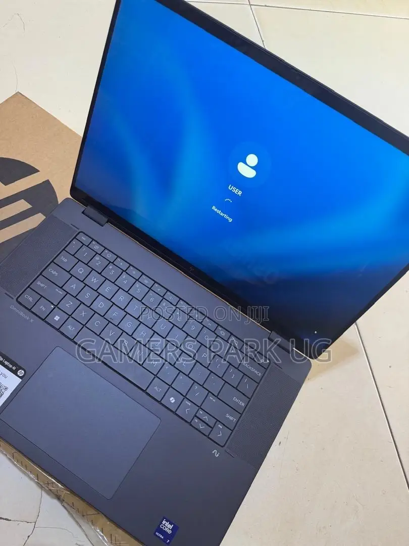 Laptop HP OmniBook X Flip 16" 16GB Intel Core Ultra 7 SSD 1T