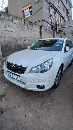 Subaru Outback 2011 White