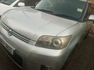 Toyota Corolla Rumion 2009 White