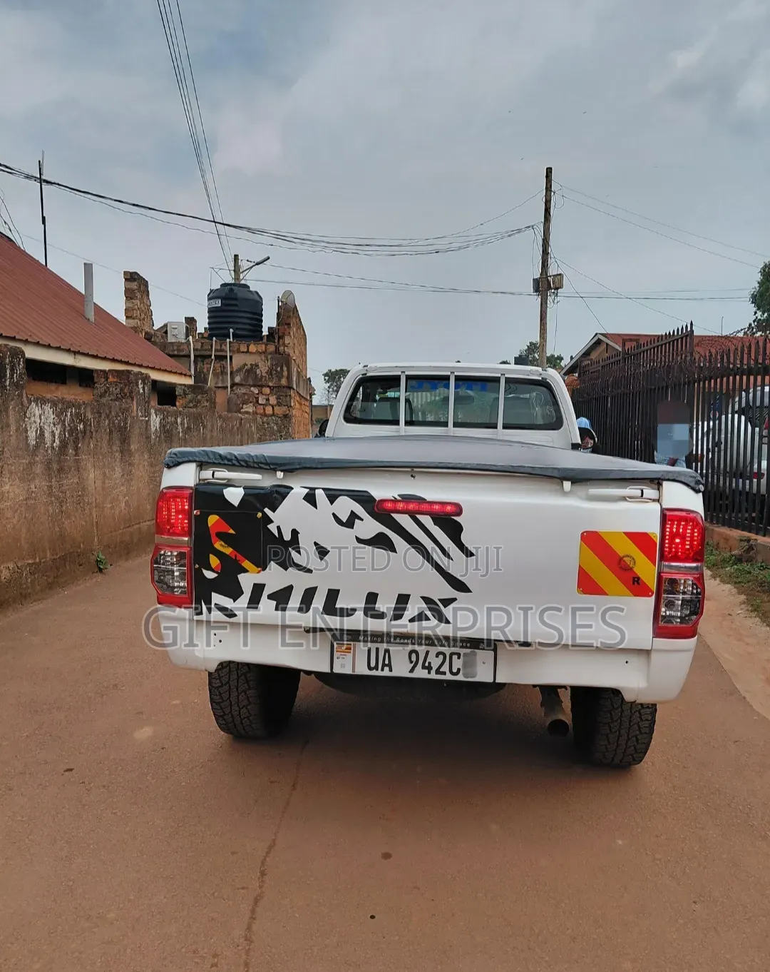 Toyota Hilux 2013 White
