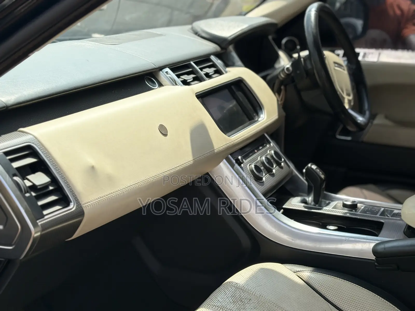 Land Rover Range Rover Sport SE 4x4 (3.0L 6cyl 8A) 2016 Black