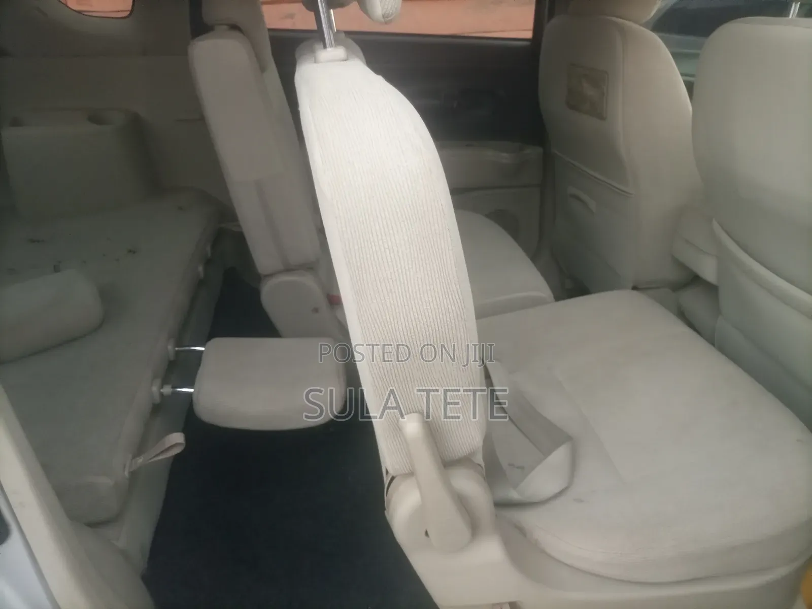 Toyota Passo Sette 2010 Silver