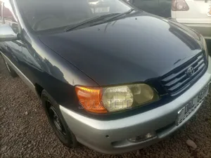 Toyota Ipsum 1999 Blue