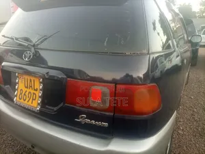 Toyota Ipsum 1999 Blue