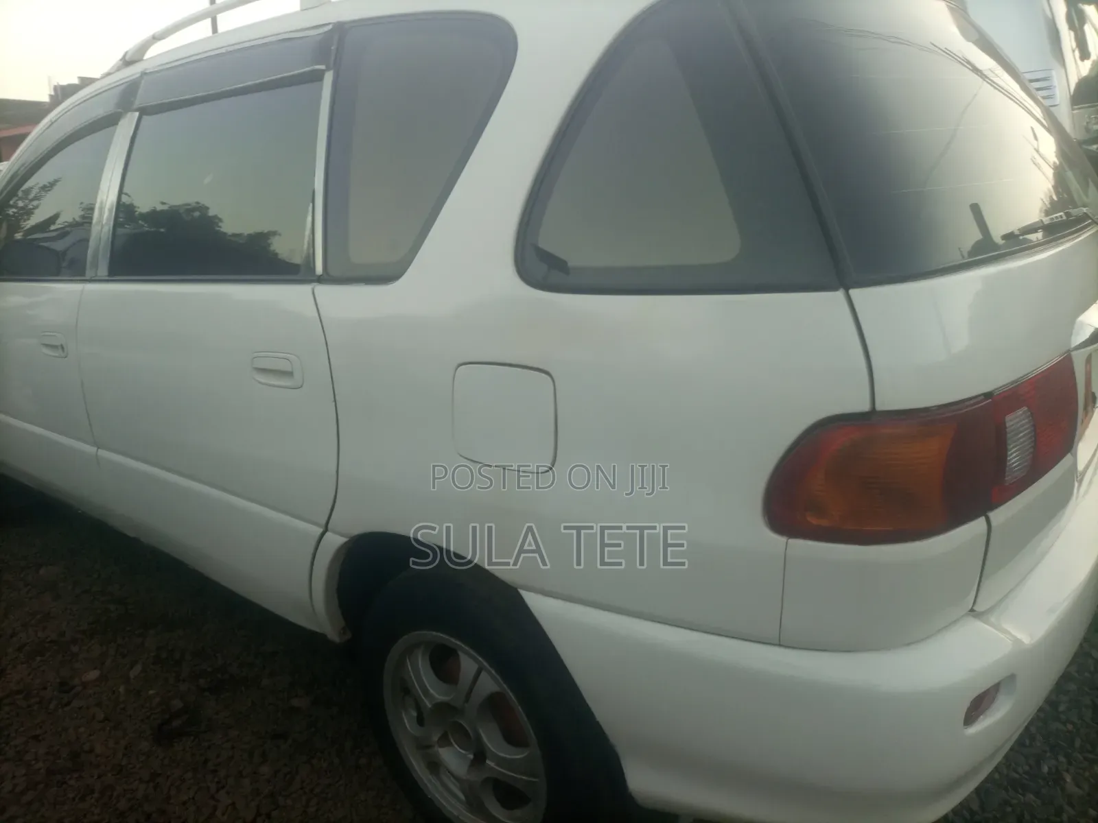 Toyota Ipsum 1998 White