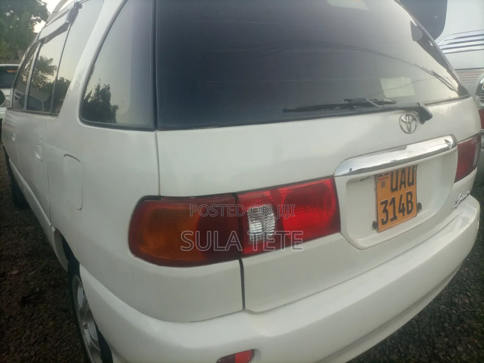 Toyota Ipsum 1998 White