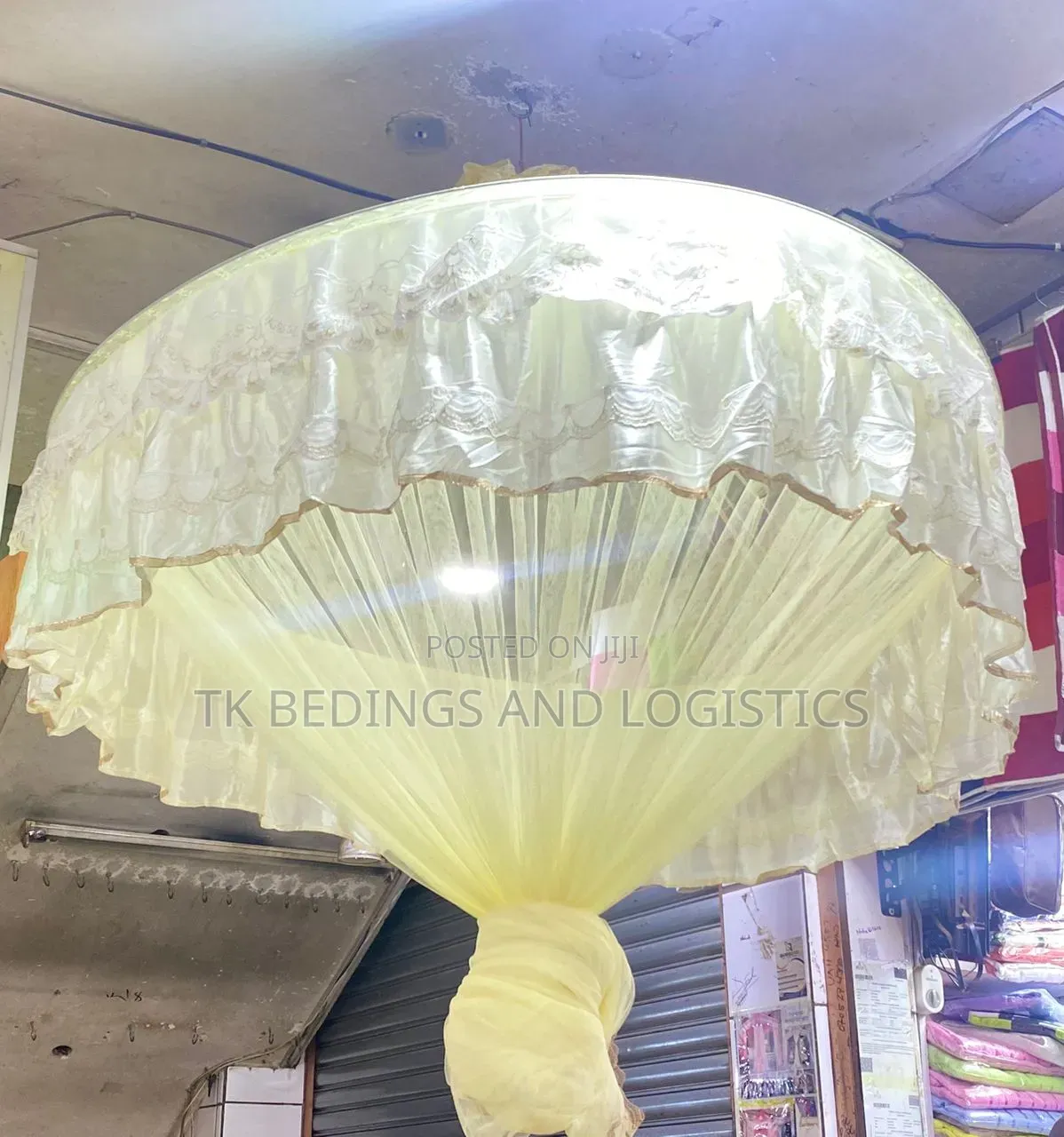 Double Decker Round Net Cream