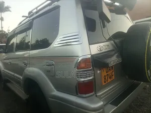 Toyota Land Cruiser Prado 1999 Silver