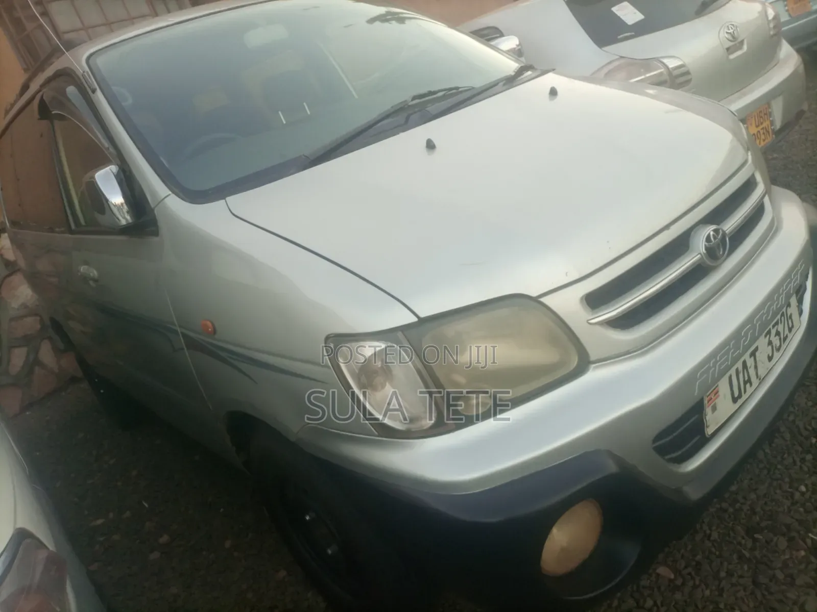 Toyota Noah 2002 Silver
