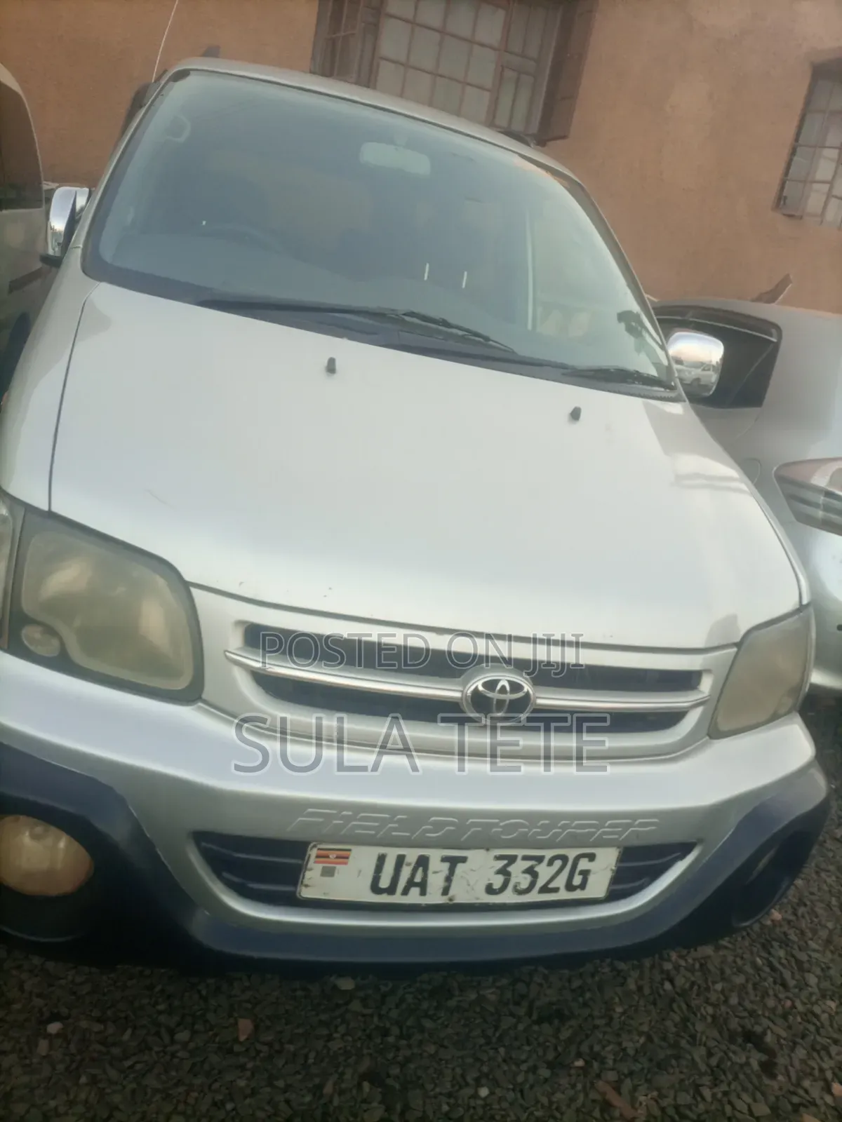 Toyota Noah 2002 Silver