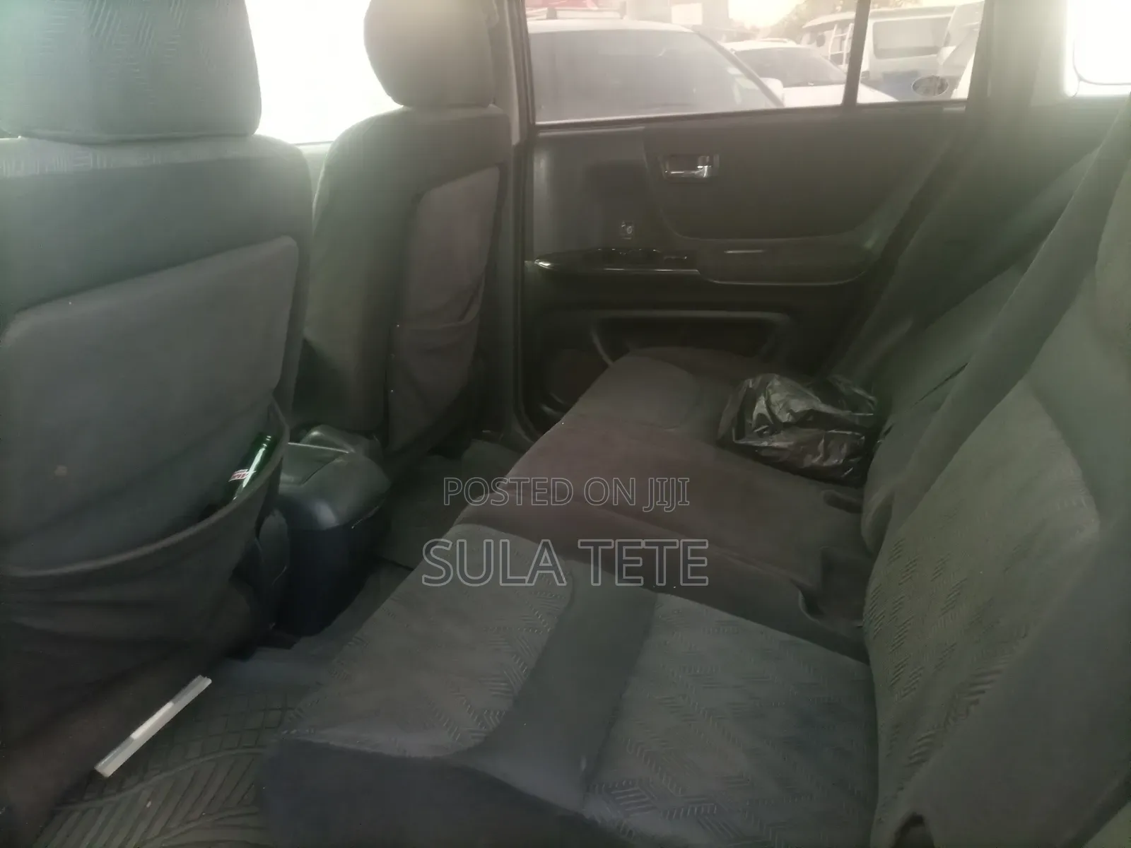 Toyota Kluger 2003 Gold