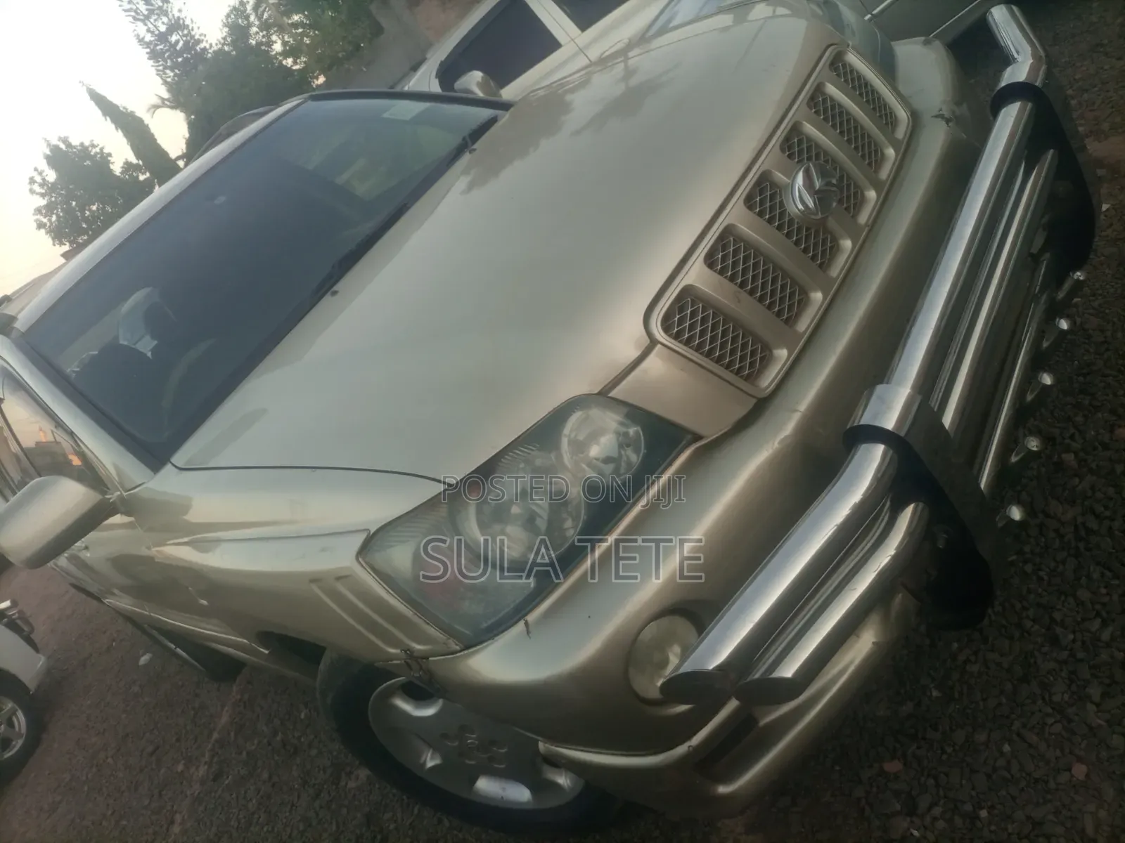 Toyota Kluger 2003 Gold