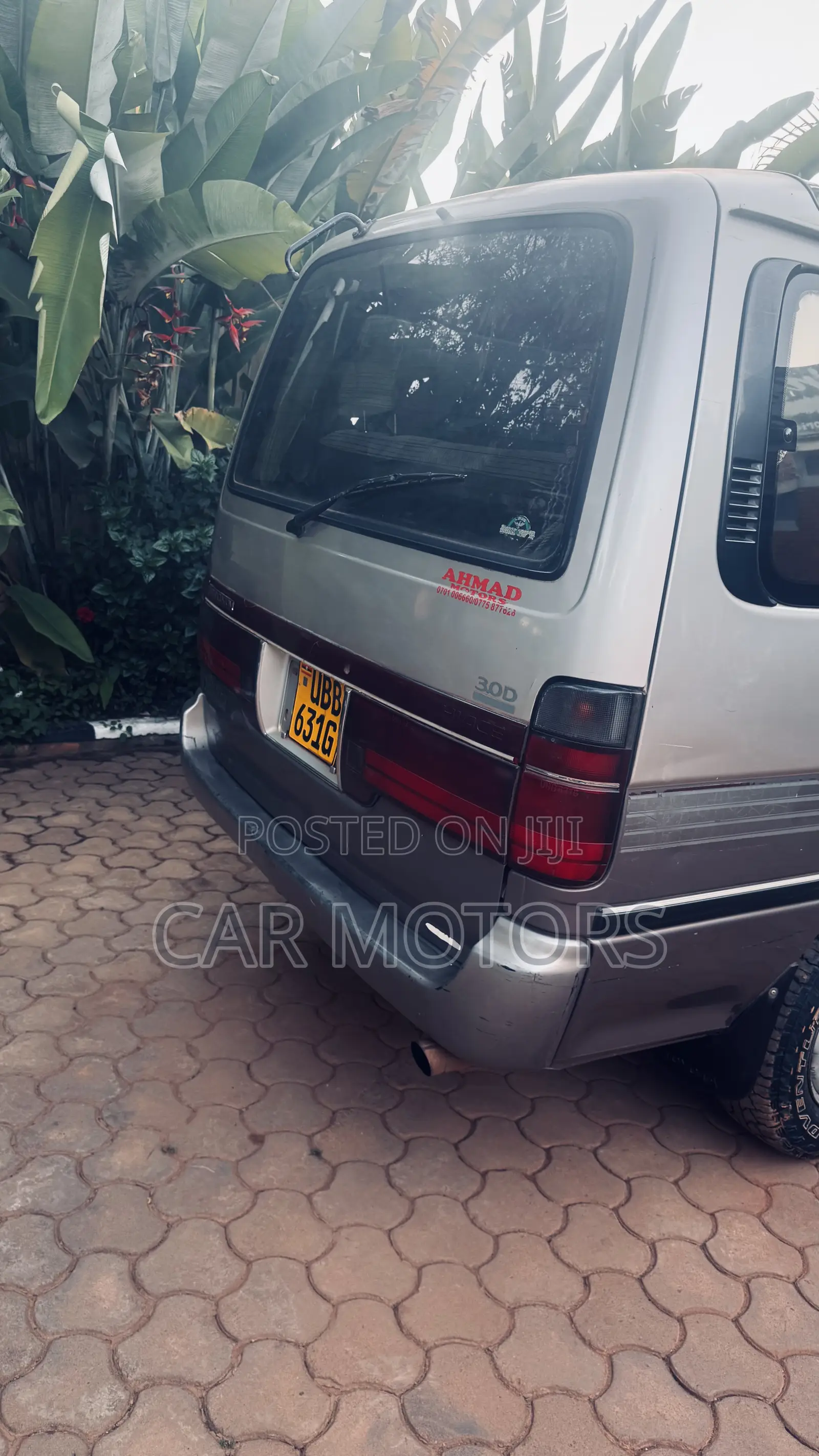 Toyota Grand HiAce 1999 Gray