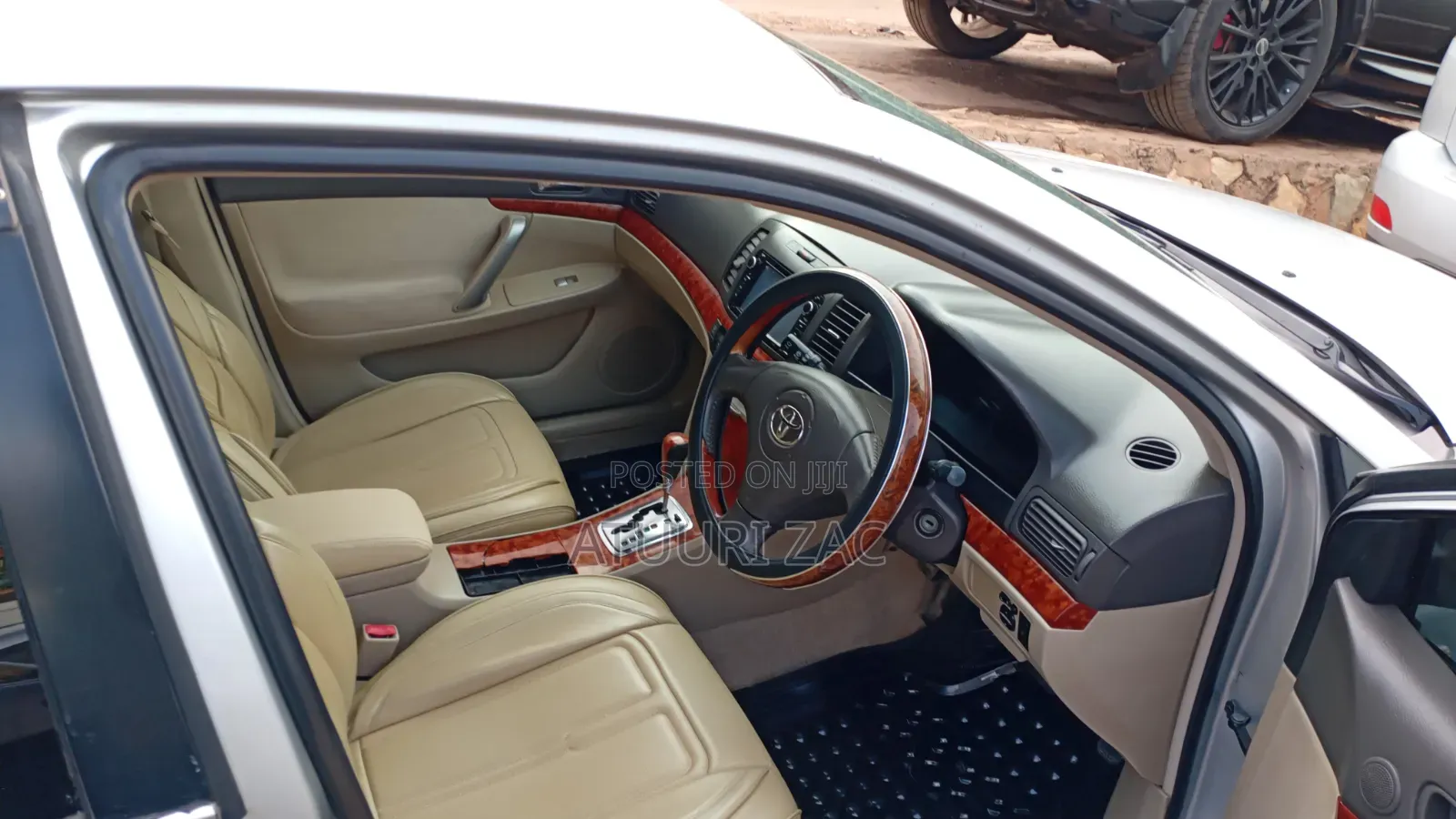 Toyota Premio 2009 Silver