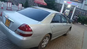 Toyota Mark II 2002 Silver